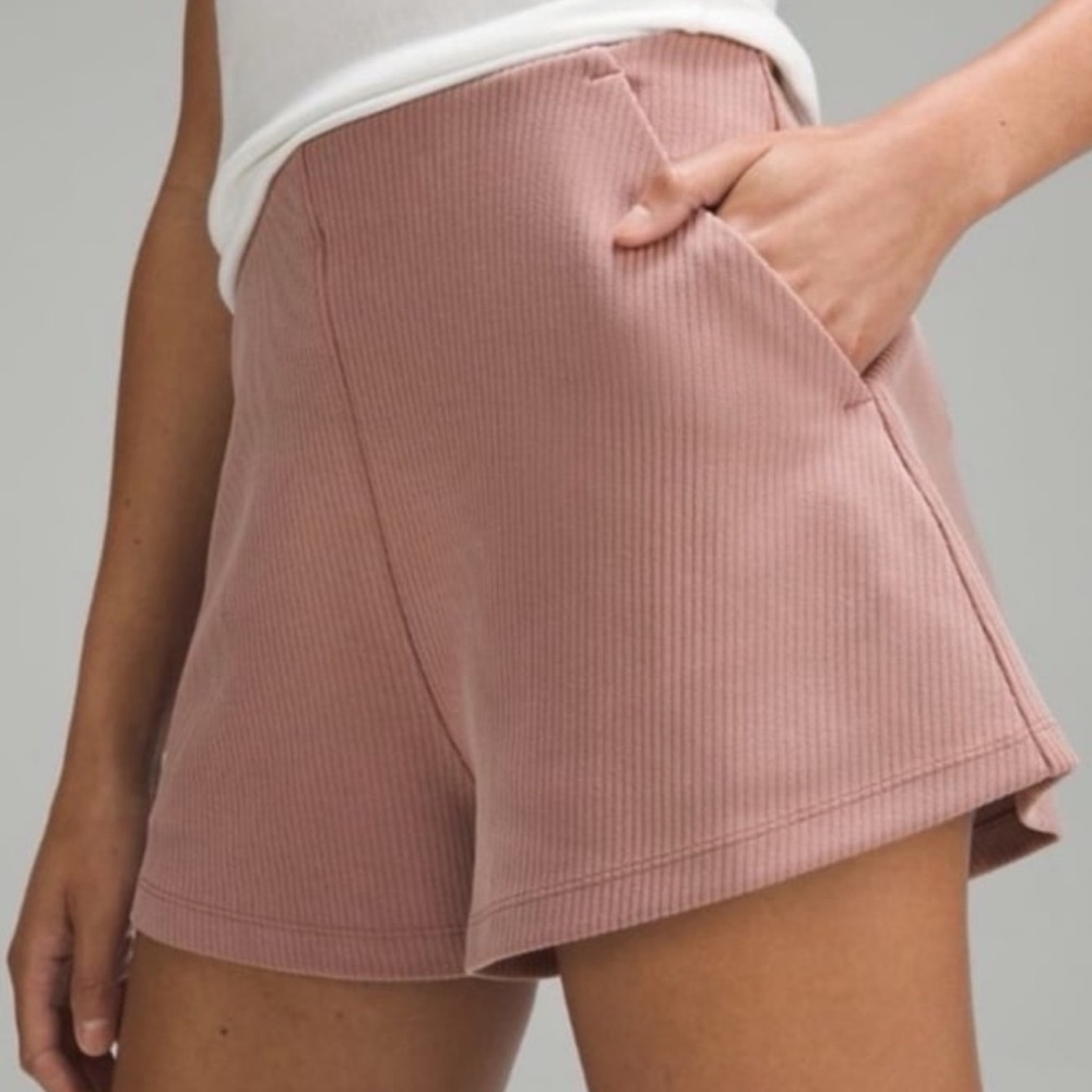 Lululemon Women's Pink Ribbed Shorts